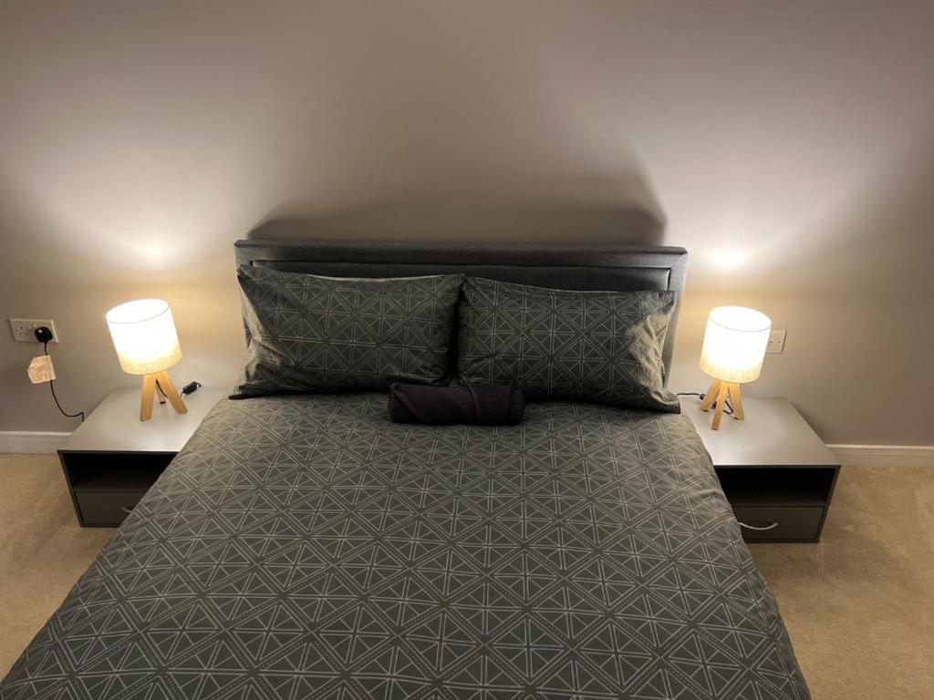 Ultra Modern Room Лондон Екстер'єр фото